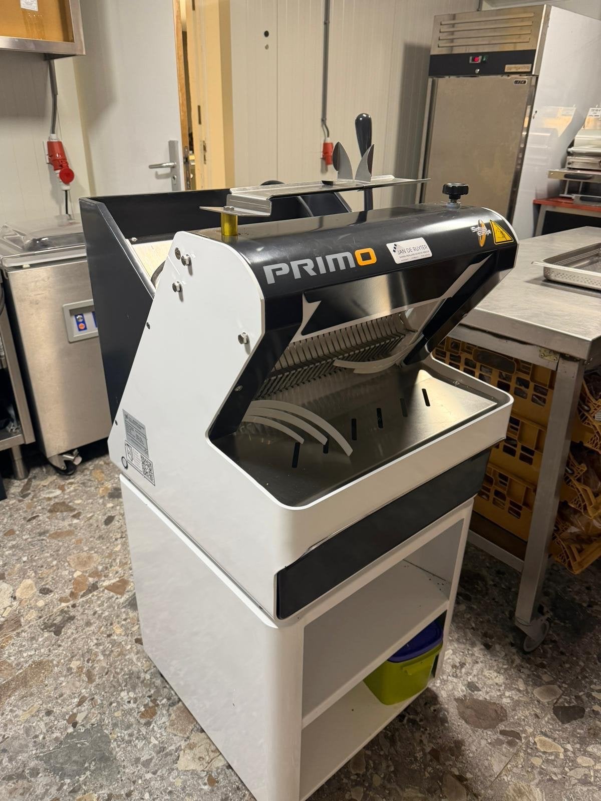Sinmag Primo snijmachine met verrijdbaar onderstel - 13mm, Ophalen, Gebruikt, Bakkerij en Slagerij