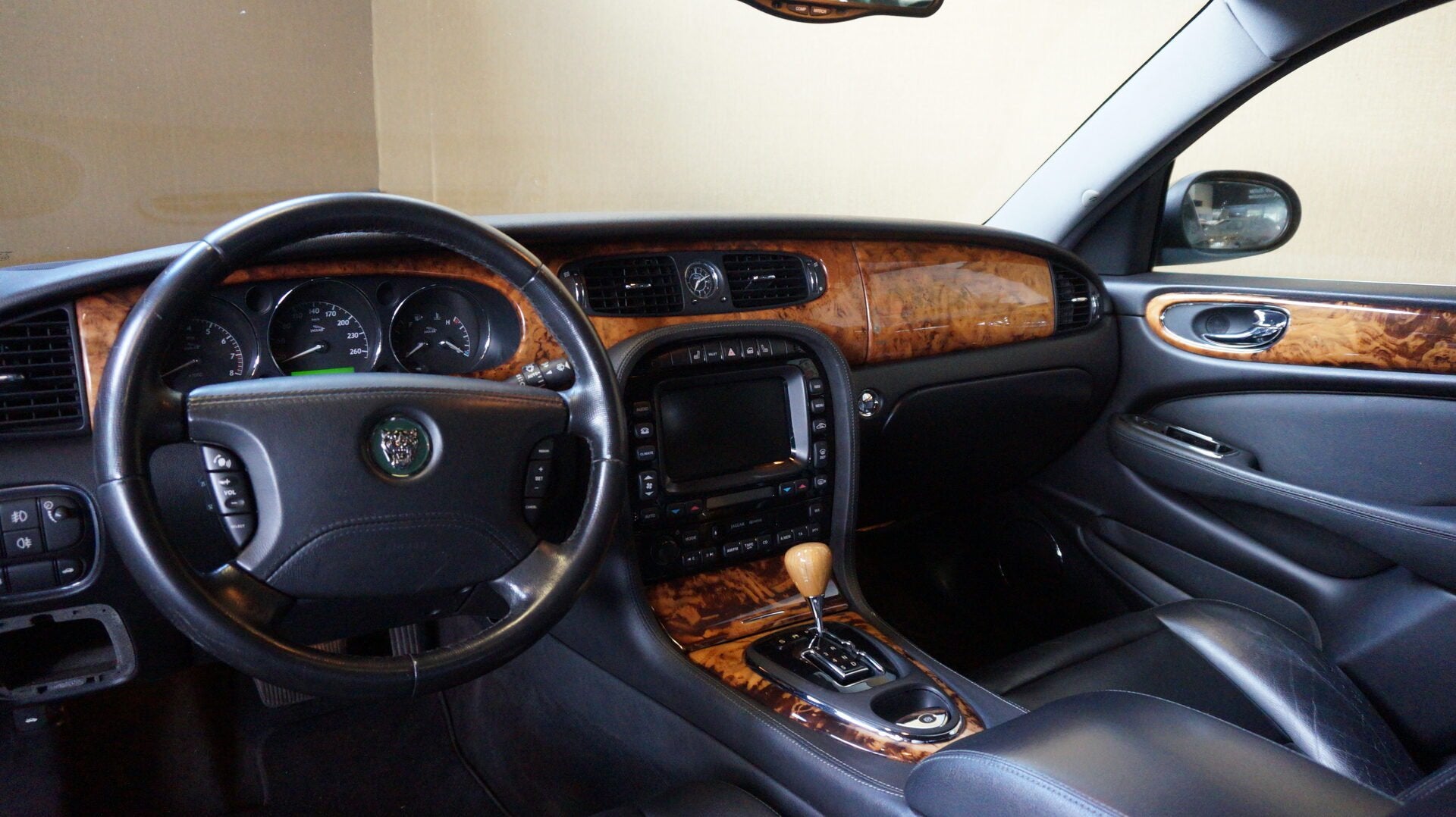 Jaguar XJ 3.5 V8 | Youngtimer | Complete onderhoudshistorie, Automaat, Gebruikt, 8 cilinders, 258 pk