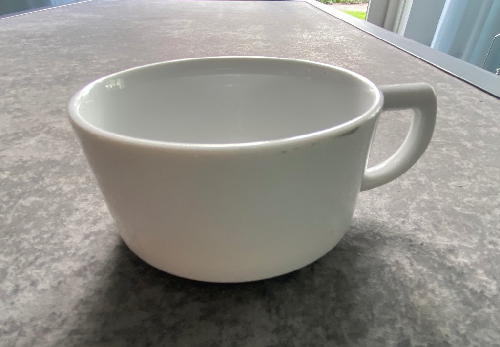 Witte Seltmann Weiden soepkom, doorsnee 10 cm, Huis en Inrichting, Ophalen of Verzenden, Zo goed als nieuw, Kom(men), Overige stijlen