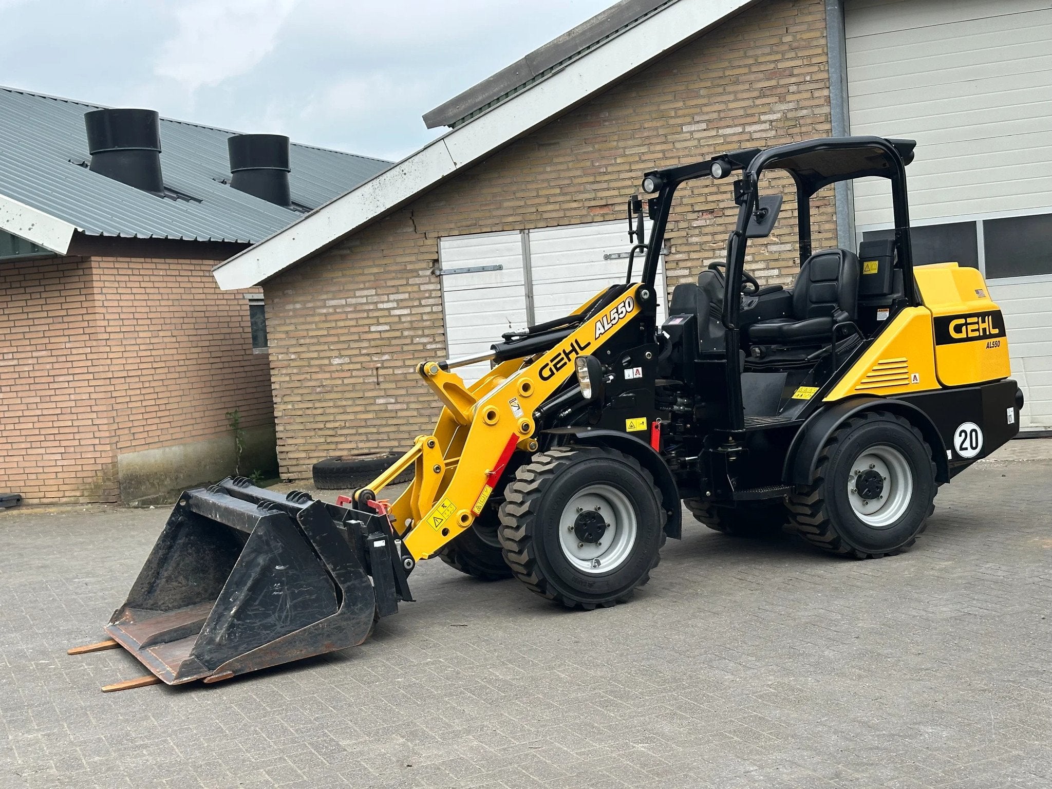 Gehl AL550 (bj 2022), Zakelijke goederen, Machines en Bouw | Kranen en Graafmachines, Wiellader of Shovel