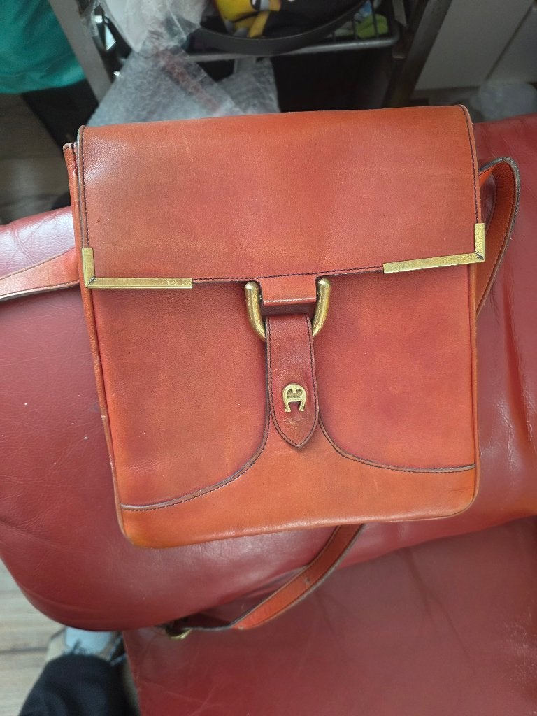 etienne aigner tas, Ophalen, Zo goed als nieuw, Bruin, Handtas