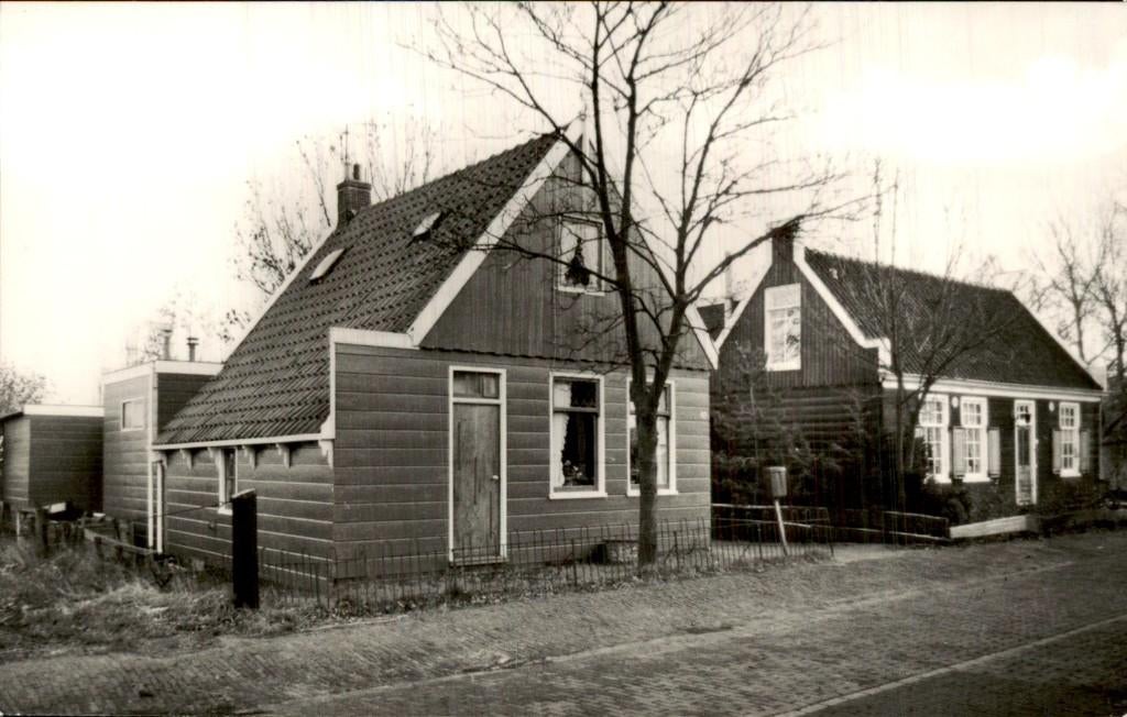 Westzaan - Dorpsgezicht - J.J. Allanstraat, Ophalen of Verzenden, 1960 tot 1980, Ongelopen, Noord-Holland