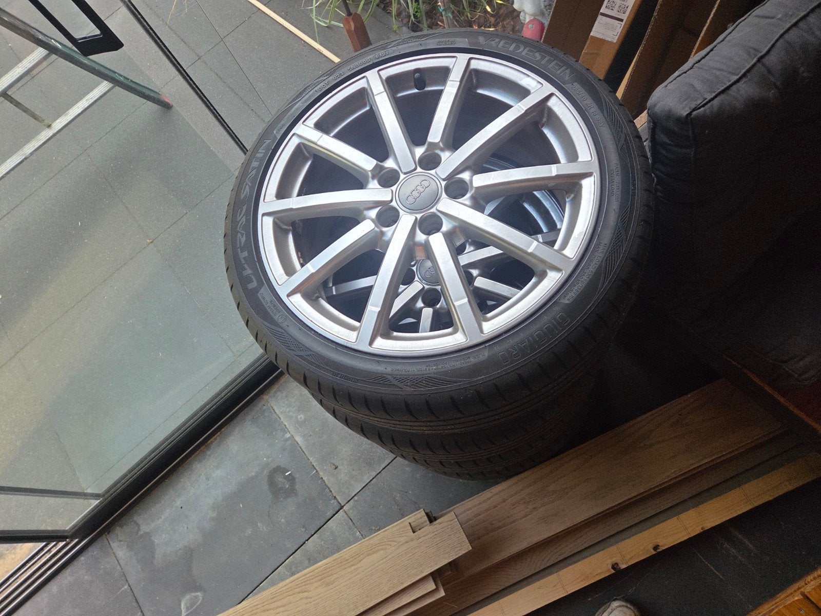 Originele Audi a3 Velgen met vredestein banden 225/40 ZR18, Auto-onderdelen, Banden en Velgen, Ophalen, 18 inch, Gebruikt, Banden en Velgen