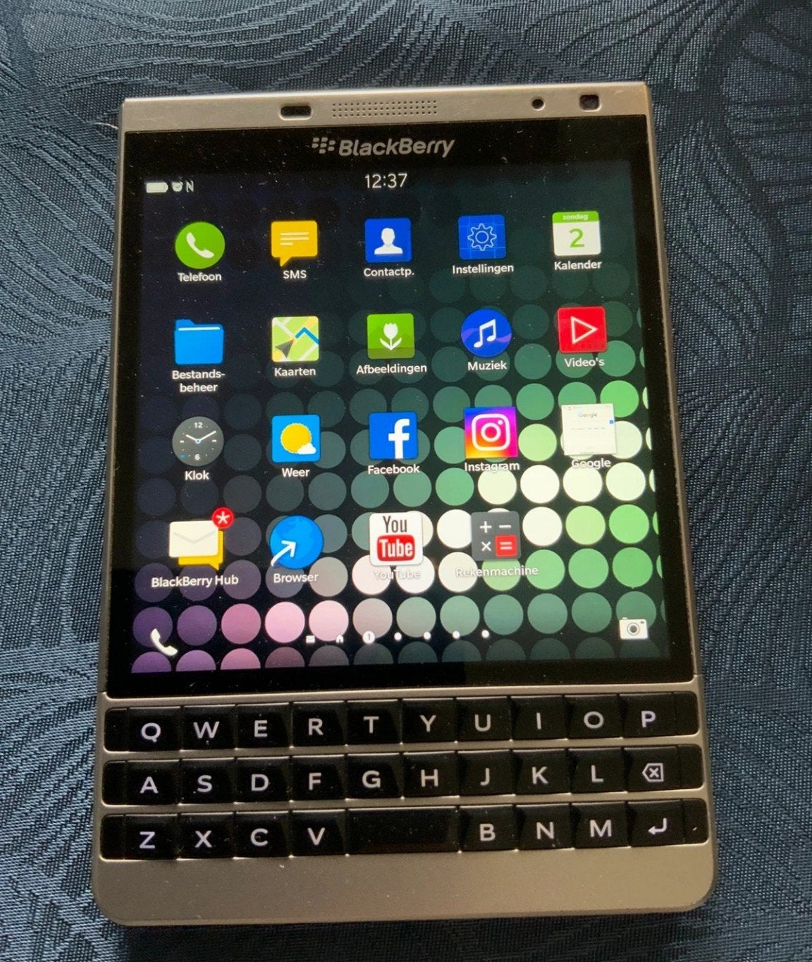 Goede werkend blackberry passport silver edition. 32Gb geheu, Ophalen of Verzenden, Zo goed als nieuw