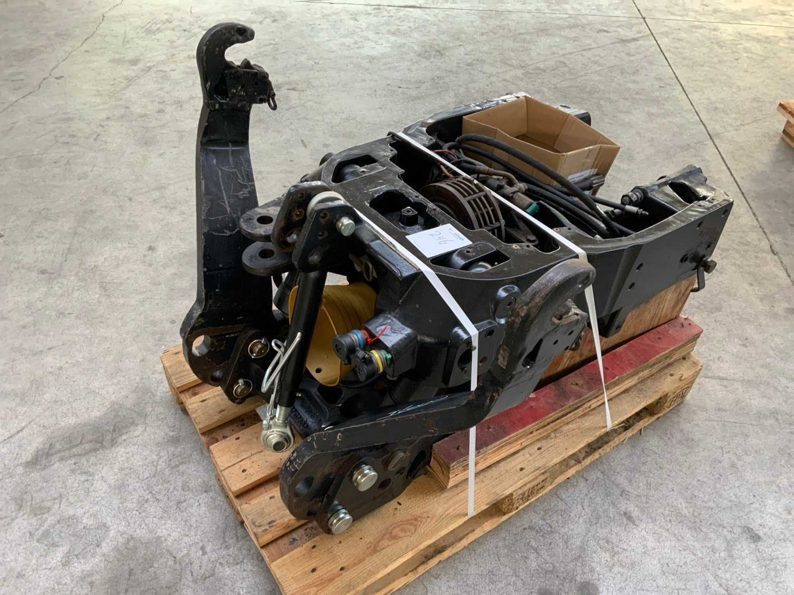 CNH Fronthef + PTO, Gebruikt, Overige merken
