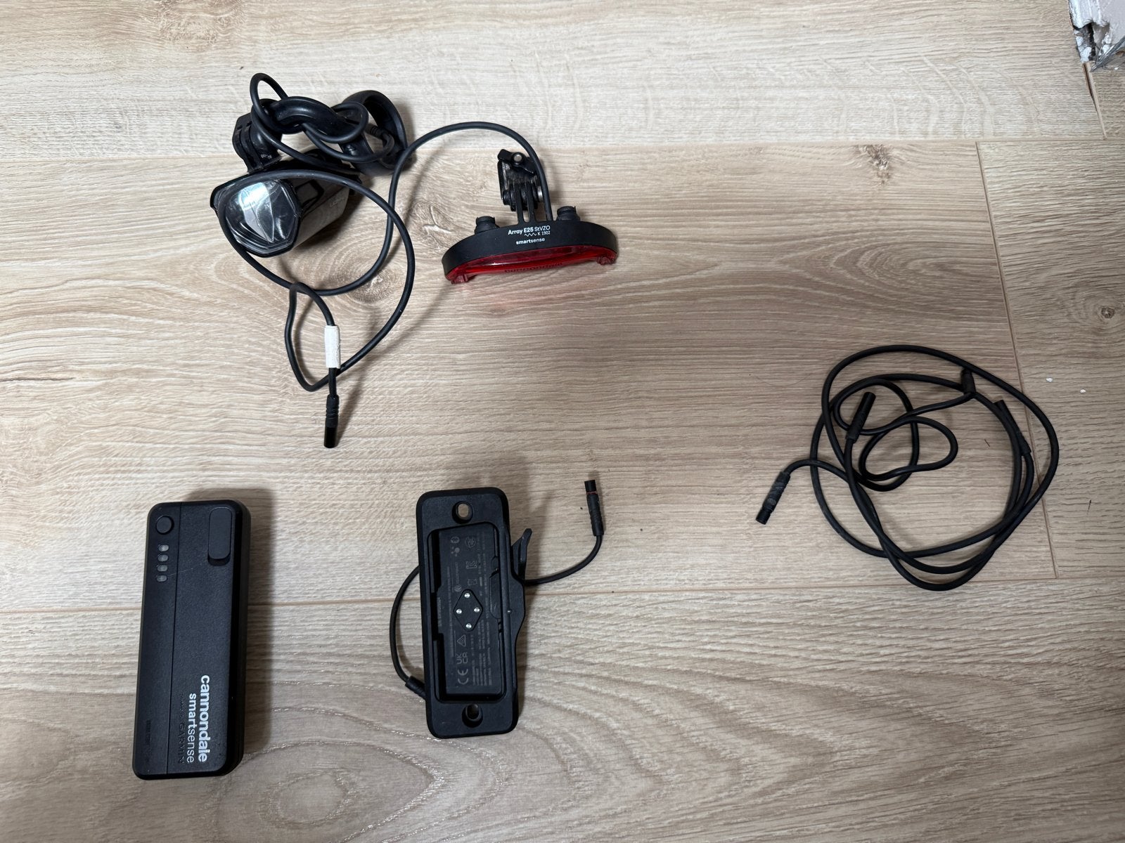 Cannondale SmartSense Systeem - Voor- en Achterlicht, Ophalen, Gebruikt, Overig, Verlichtingsset