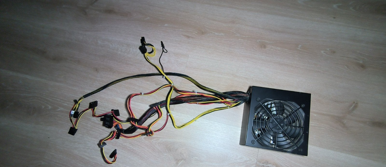cooler master RS-600 600w voeding 100% werkend en getest, Ophalen, Zo goed als nieuw