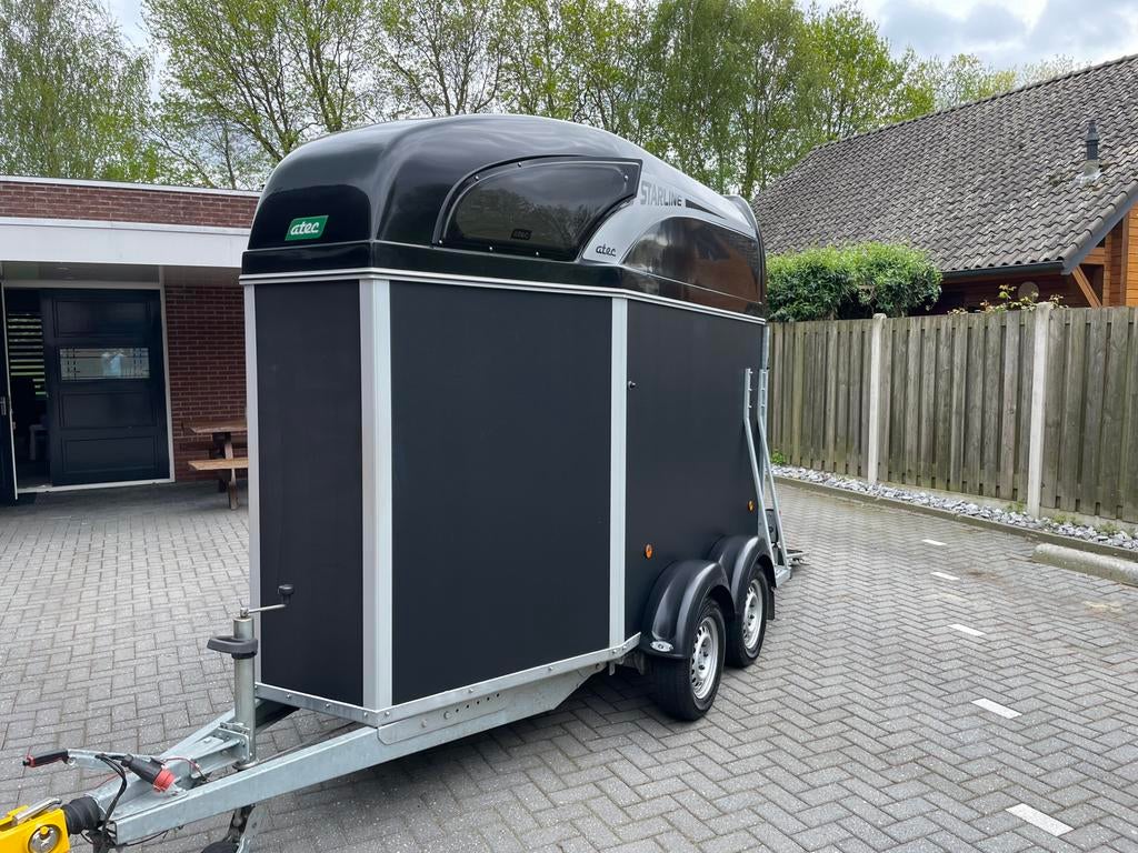 Zeer nette Atec Starline paardentrailer 1 1/2, Ophalen, Gebruikt, Hout