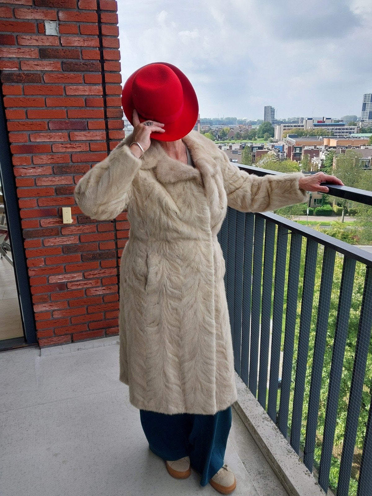 Nerts bontjas met mooie voering, Kleding | Dames, Beige, Ophalen of Verzenden, Zo goed als nieuw, Maat 36 (S)