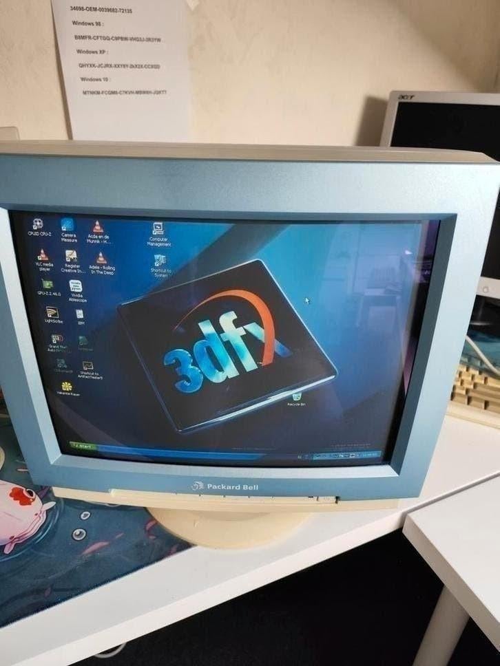 Packard Bell A727 17" CRT monitor, Computers en Software, Ophalen