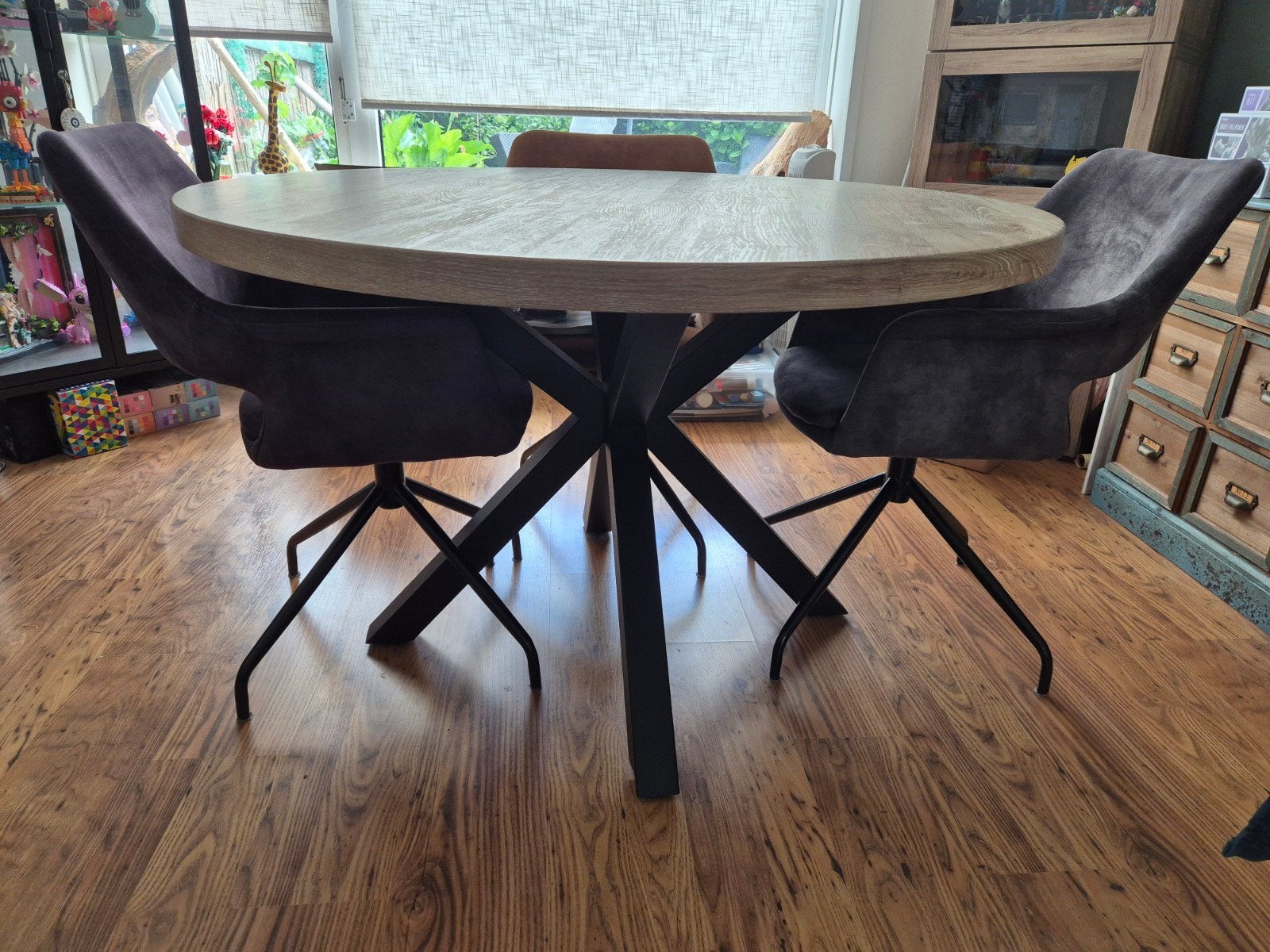 Ronde eettafel 120cm, Ophalen, Rond, Zo goed als nieuw, Vier personen