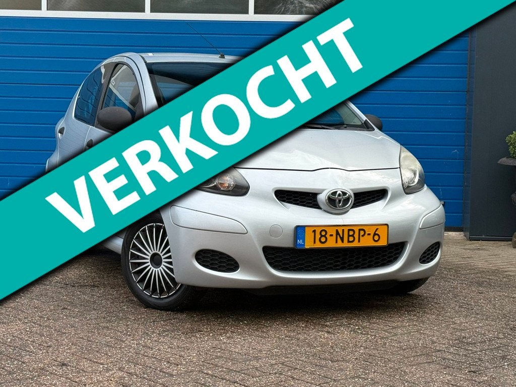 Toyota Aygo 1.0-12V Comfort 5Drs|Airco, Voorwielaandrijving, Stof, Gebruikt, Zwart