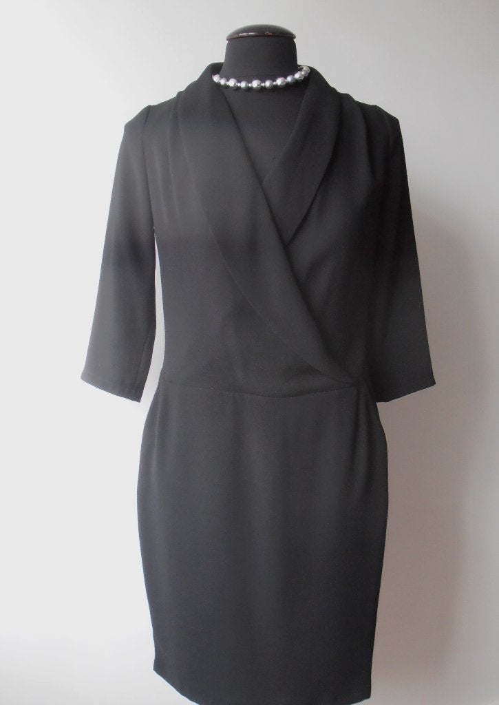 La Dress - supermooie zwarte gevoerde jurk - 42 (L), Kleding | Dames, Verzenden, Zwart, Maat 42/44 (L), Zo goed als nieuw
