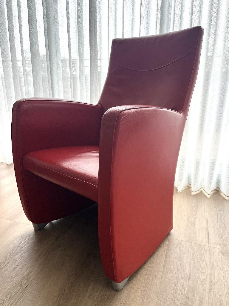 2 stoelen, leer, rood, LEOLUX ., Ophalen, Gebruikt, Twee, Design