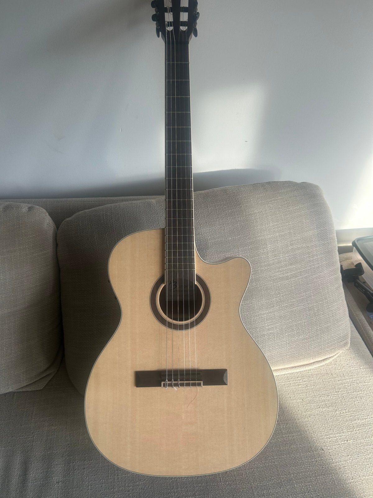 Classic guitar Harley benton, Muziek en Instrumenten, Ophalen of Verzenden, Zo goed als nieuw, Klassieke of Spaanse gitaar
