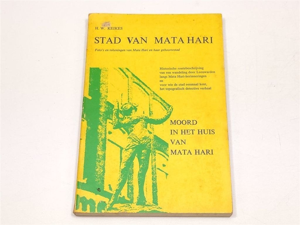 Stad van Mata Hari — Wandelgids door Leeuwarden, Ophalen of Verzenden, Gelezen