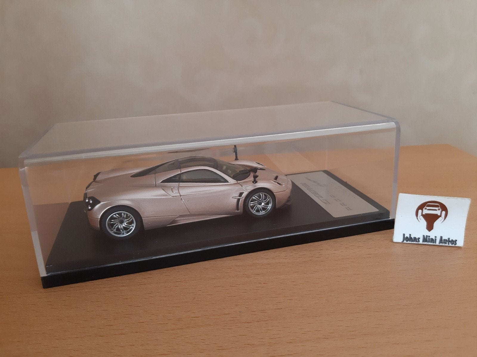 Pagani Huayra in Gold Metallic van GT Autos 1:43, Overige merken, Auto, GT Autos, Nieuw