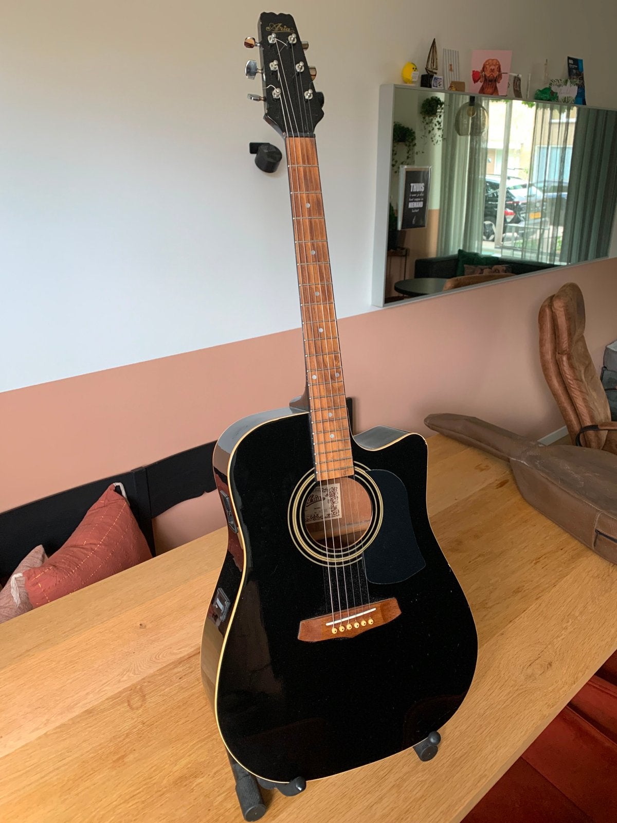 Aria AW75CEB Western gitaar met element, Ophalen, Gebruikt, Western- of Steelstringgitaar, Met (piezo-)element