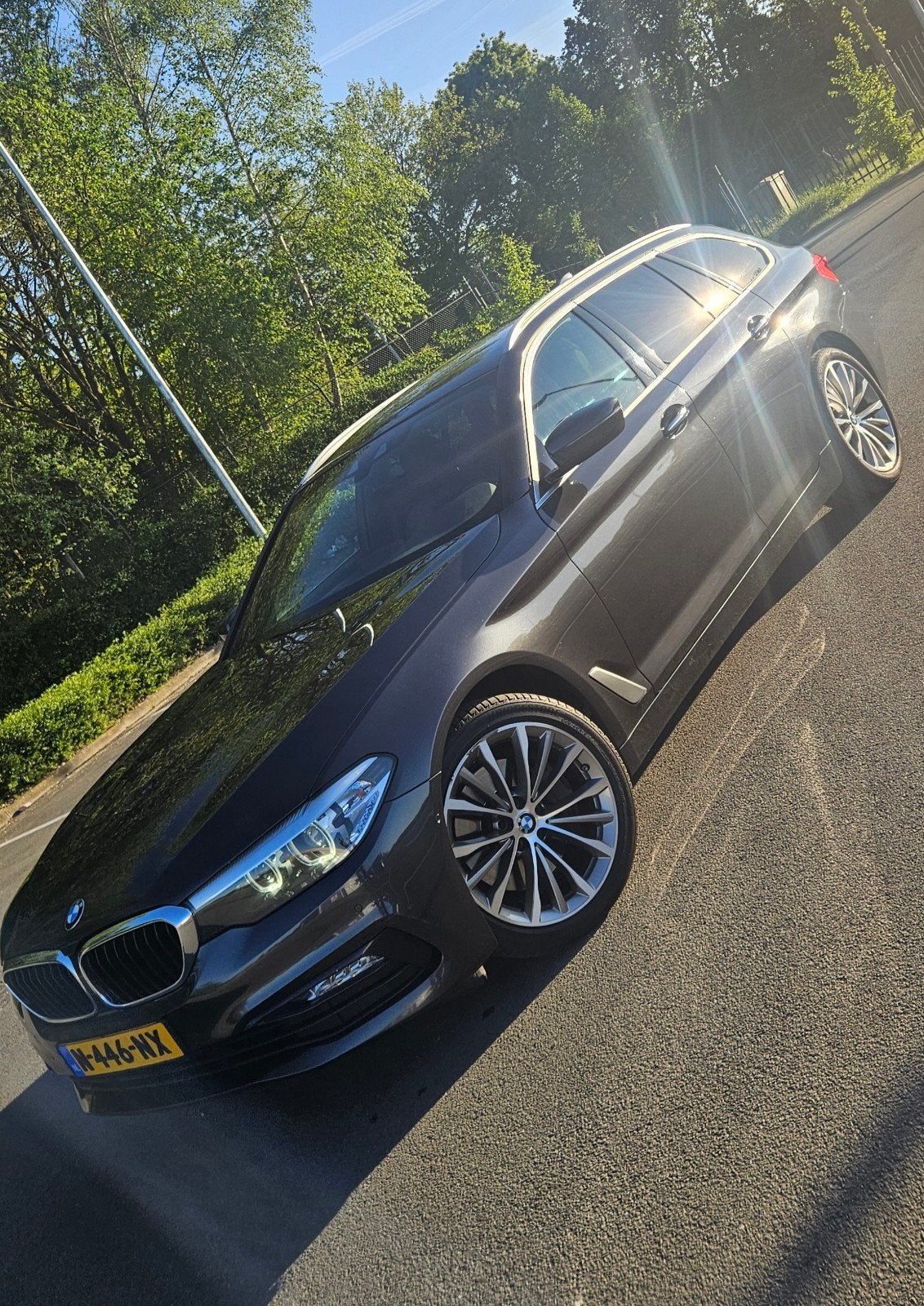 BMW 5-Serie 540i benzine, Auto's, Dealer onderhouden, Zwart, 2000 kg, 340 pk
