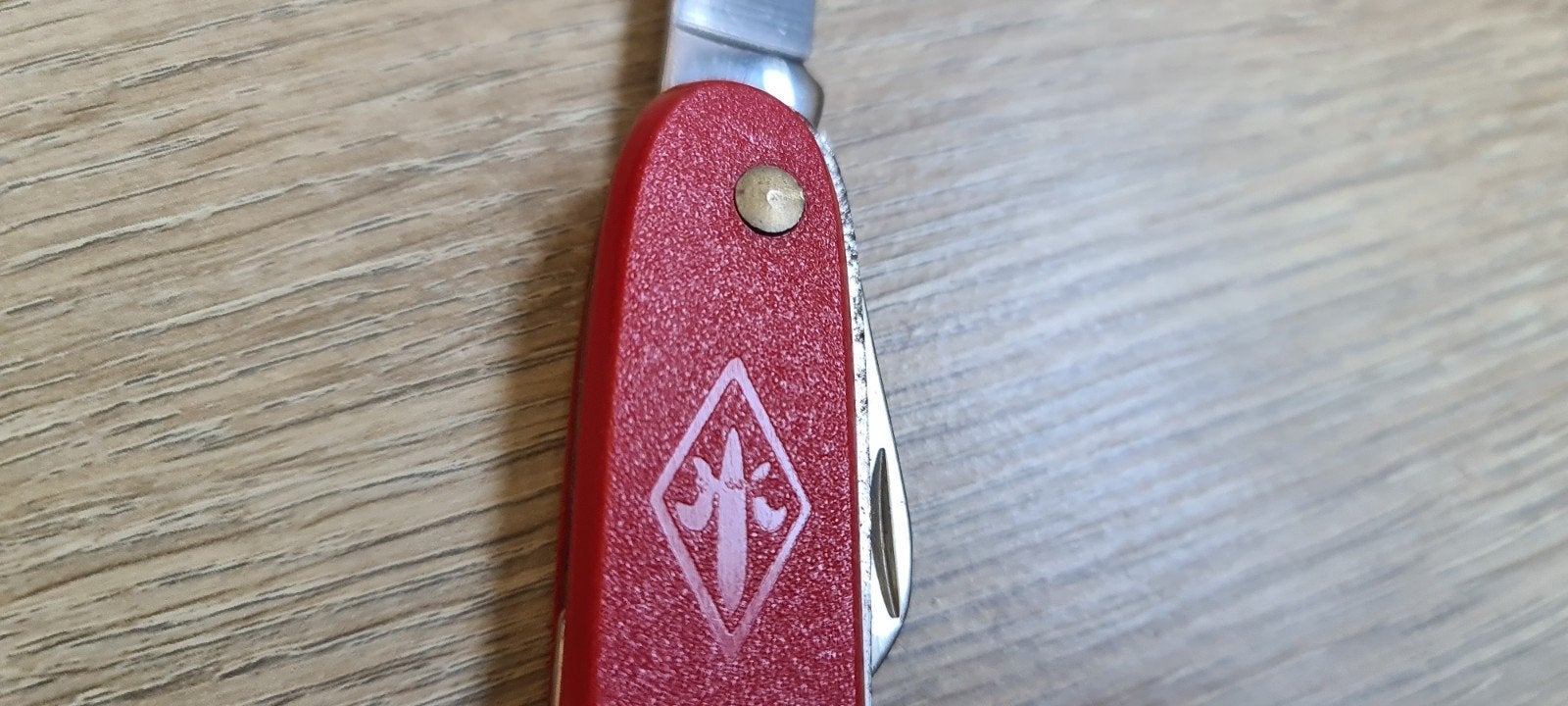Vintage Rood Zakmes met Meerdere Functies - ROSTFREI, Ophalen of Verzenden
