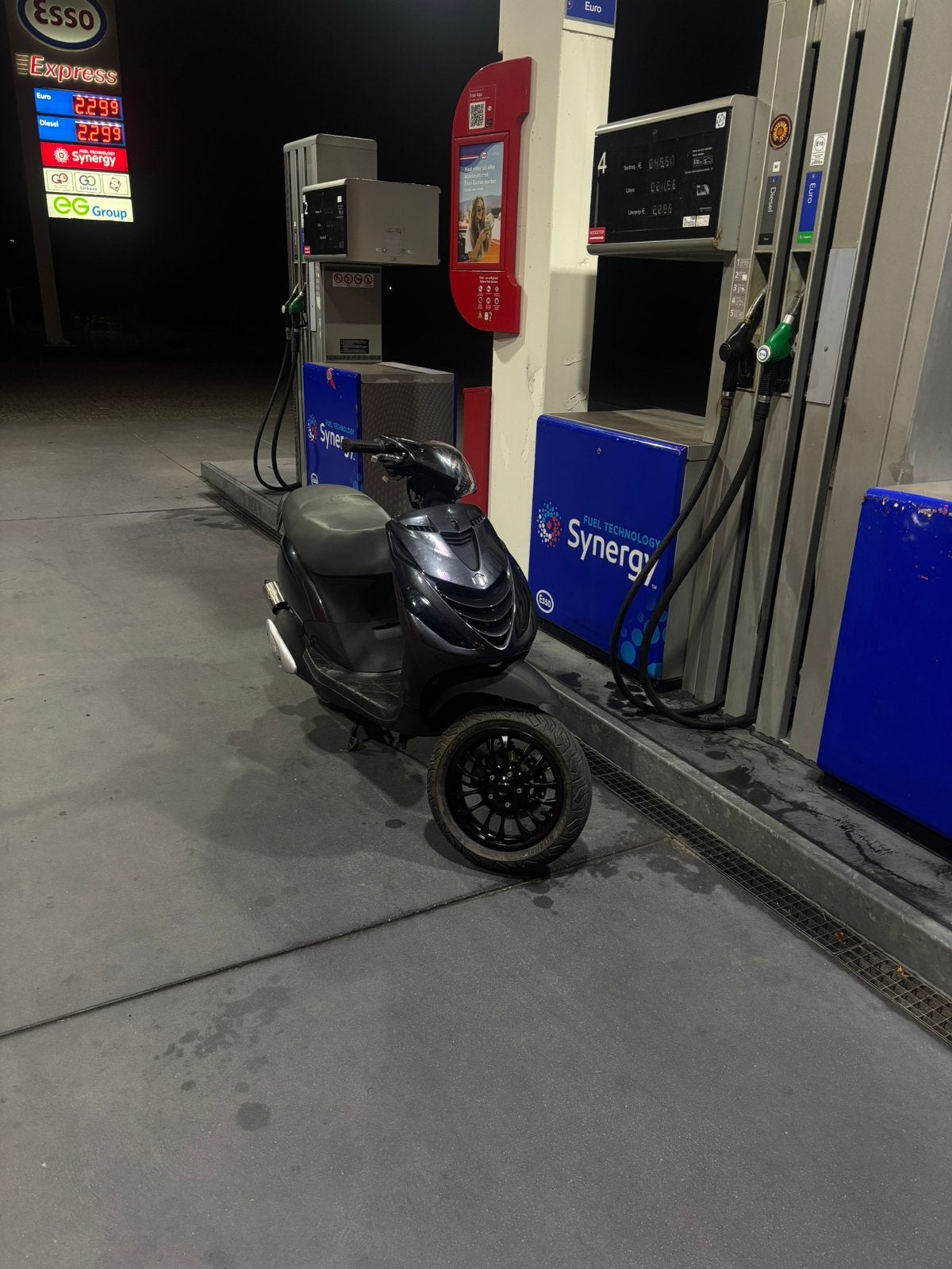 Piaggio zip 70cc, Ophalen, Zo goed als nieuw, Benzine, Zip