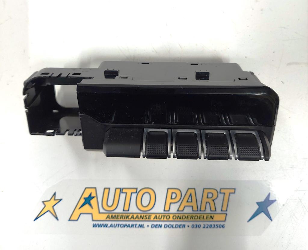 Dodge Ram combi schakelaar 2019-2024, Auto-onderdelen, Dashboard en Schakelaars, Gebruikt, PO Box 21-8004 | Auburn Hills, MI 48321-8004