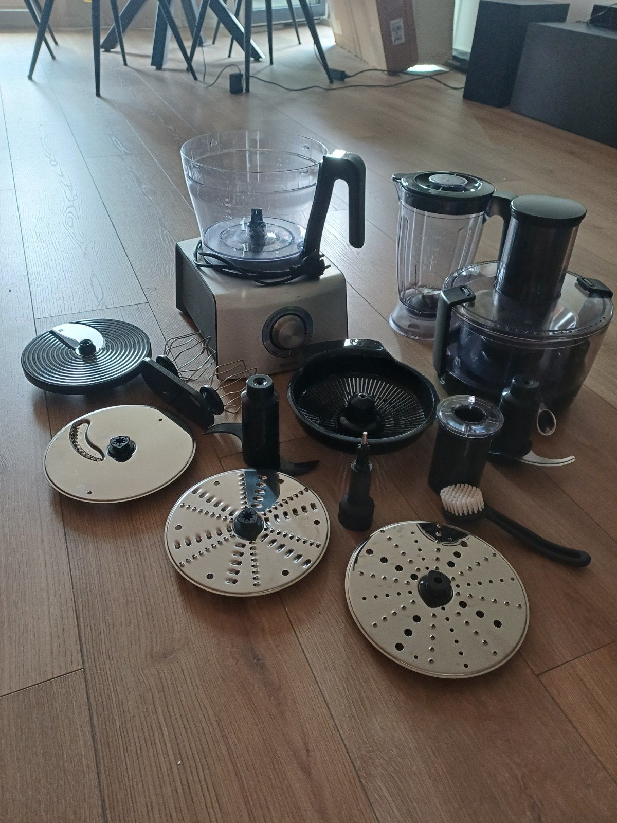 Philips Foodprocessor HR 7775 - Compleet met accessoires, Gebruikt, 3 snelheden of meer, Ophalen of Verzenden, 2 tot 3 liter