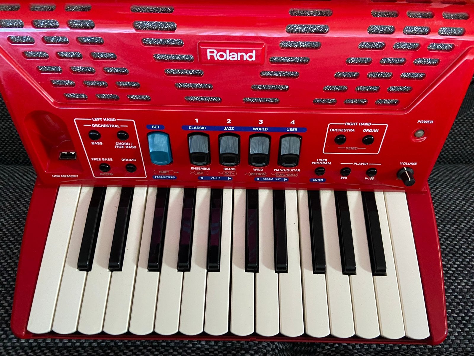 Roland FR-1X V-Accordion Digitale Accordeon met Tas, Muziek en Instrumenten, Overige merken, Overige formaten, Zo goed als nieuw
