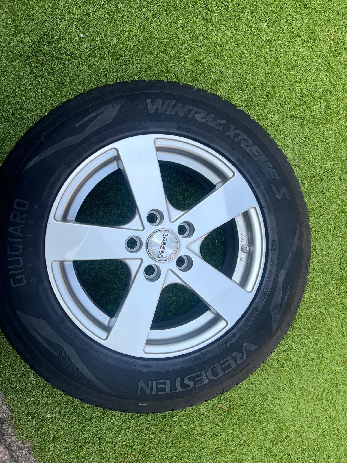 4 Winterbanden Nissan Quasqui incl. velgen, 16 inch, Banden en Velgen, Personenwagen, Gebruikt