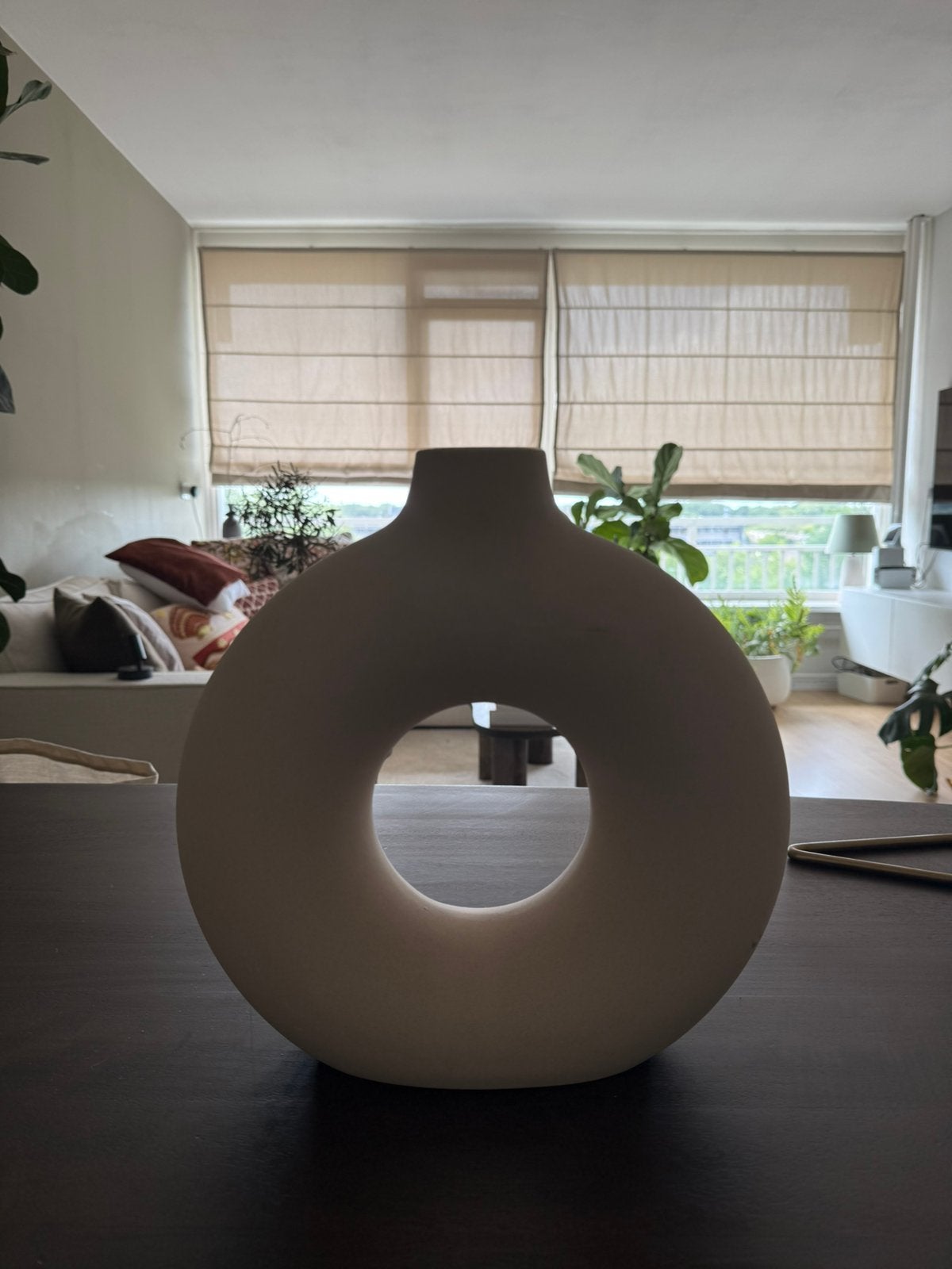 Ronde grote vaas h&m home / zara home, Ophalen, Beige