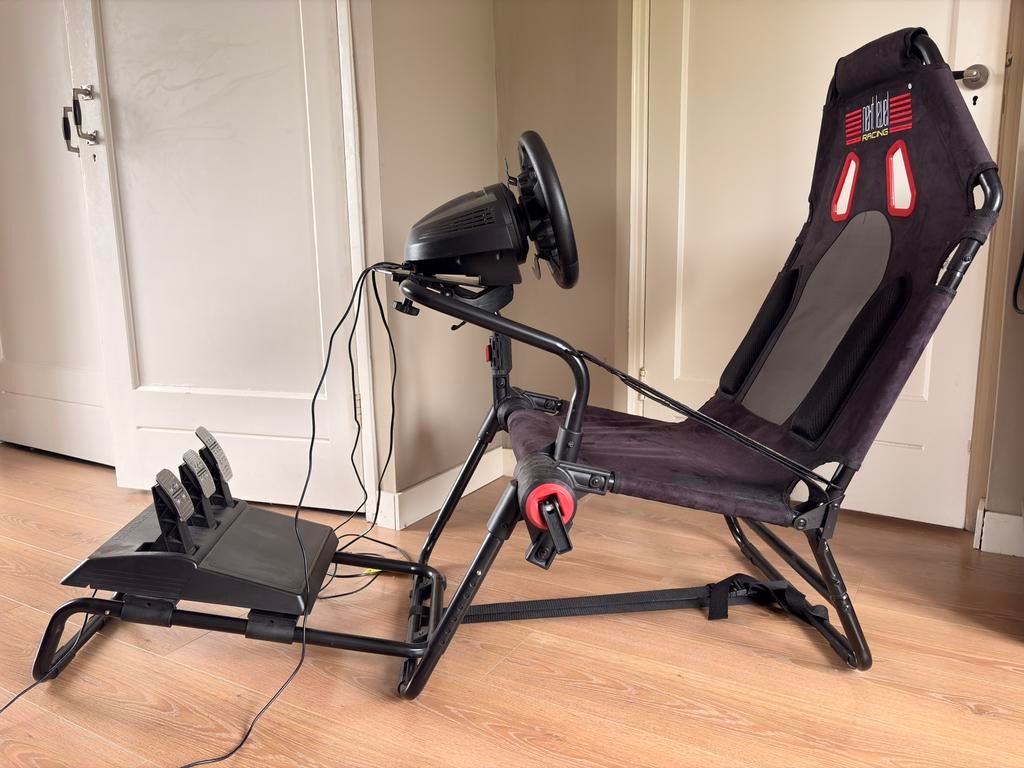 Racestoel met stuur en pedalen, Spelcomputers en Games, Spelcomputers | Overige Accessoires, Ophalen, Zo goed als nieuw