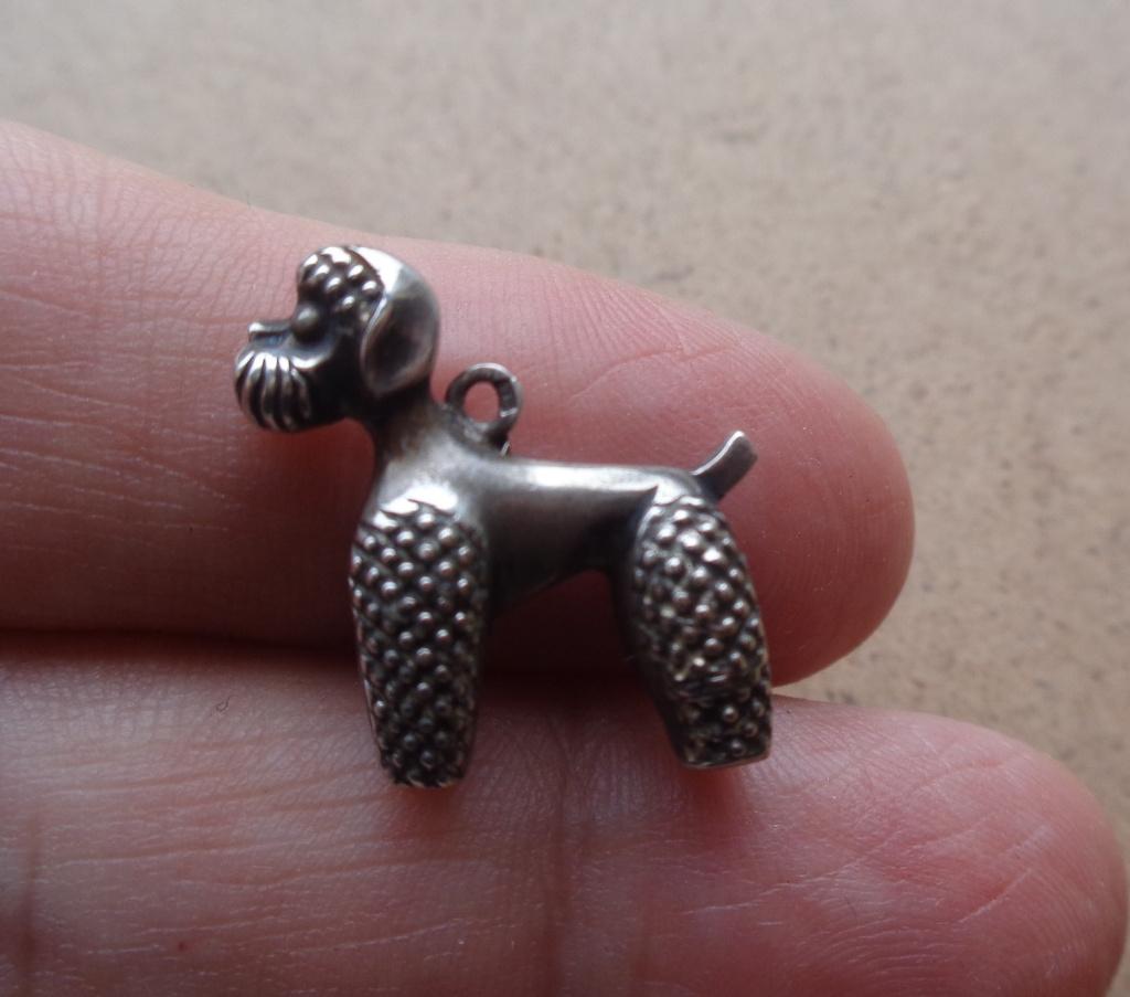 zilveren vintage bedel poedel [912], Sieraden, Tassen en Uiterlijk, Overige merken, Verzenden, Zo goed als nieuw, 1 bedel