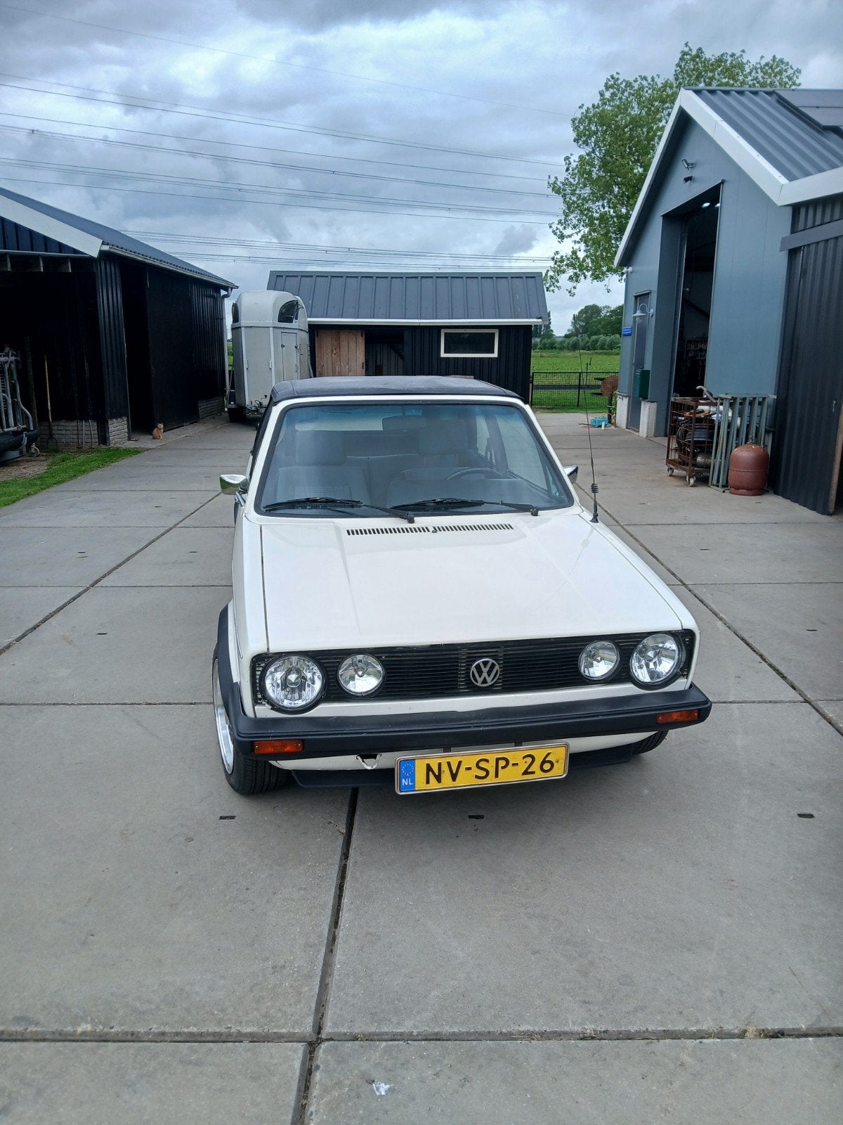 Volkswagen Golf 1.8 GLI Cabriolet 1984 Wit, Auto's, Voorwielaandrijving, 4 cilinders, Cabriolet, Wit