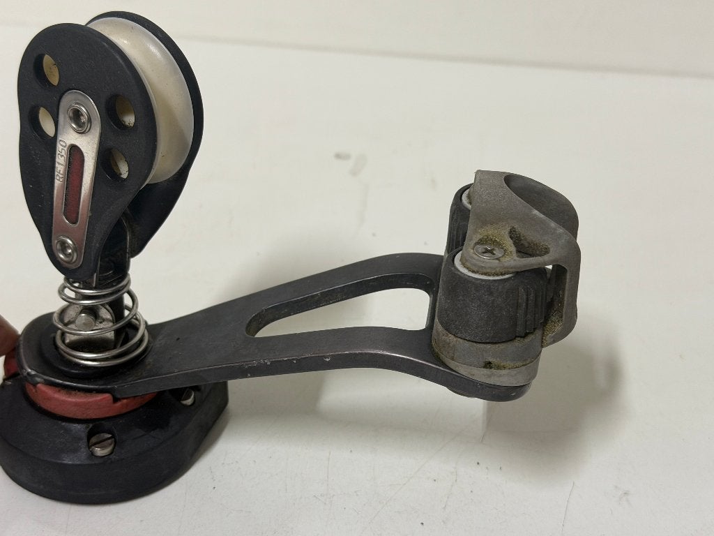 Ronstan draaibare grootschoot swivel basis met blok en klem, Watersport en Boten, Ophalen of Verzenden, Gebruikt, Lijn of Blok