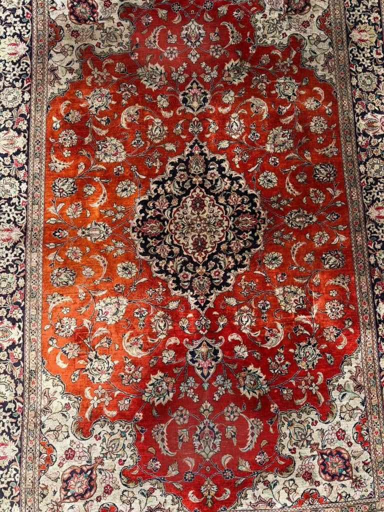 Exclusief fijn geknoopt zijden Qom tapijt –Silk 203 x 135 cm, Zijde, 200 cm of meer, Ophalen of Verzenden, Zo goed als nieuw