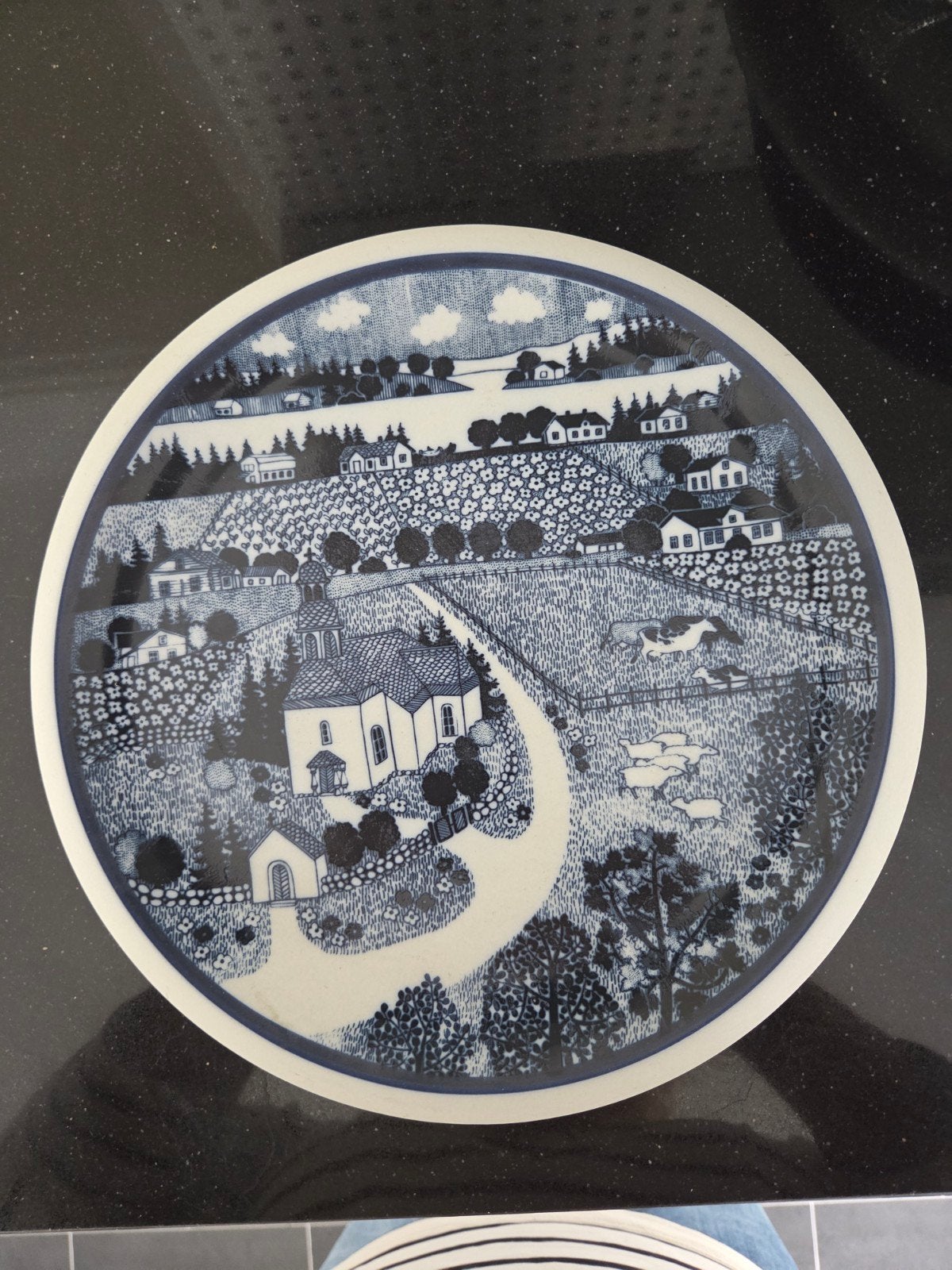Arabia Finland 100 Jaar Jubileumbord - Landschap, Antiek en Kunst, Ophalen of Verzenden