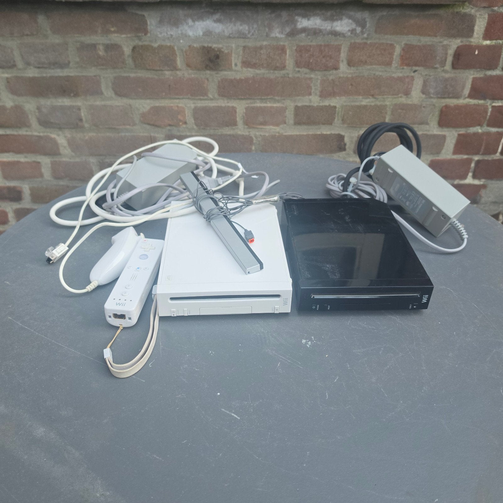 Twee Nintendo Wii setjes, Spelcomputers en Games, 3 spelers of meer, Ophalen of Verzenden, Gebruikt, Vanaf 3 jaar