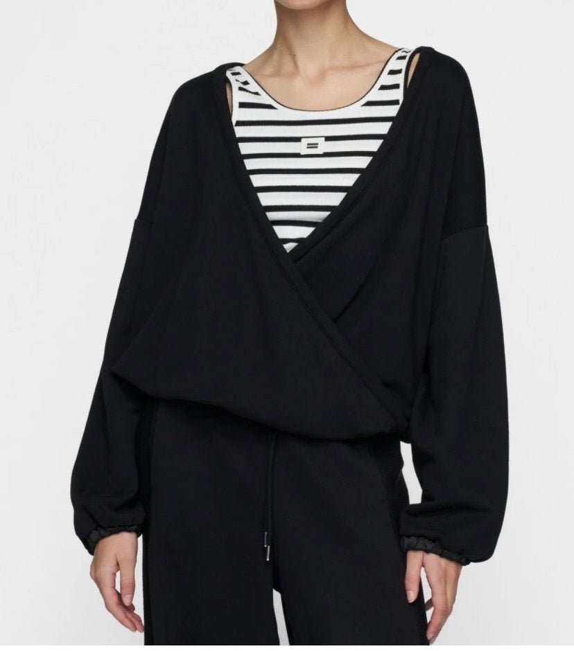 10DAYS overslag sweater maat XS (valt als M), Ophalen of Verzenden, Zo goed als nieuw, Maat 38/40 (M), Zwart