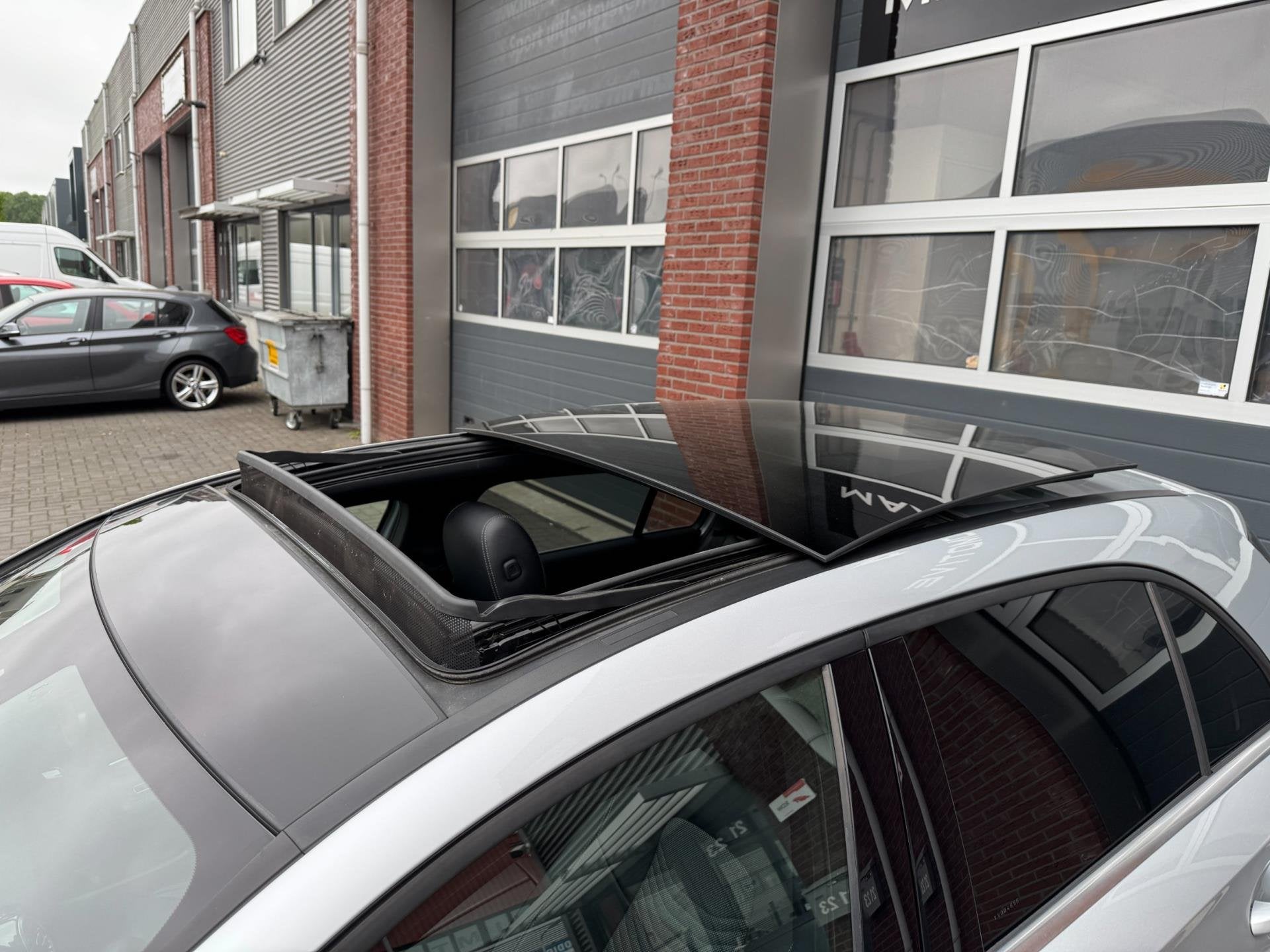 Mercedes-Benz A-klasse A200 LED Pano Widescreen Camera Navi, Auto's, Gebruikt, 4 cilinders, Leder en Stof, 163 pk