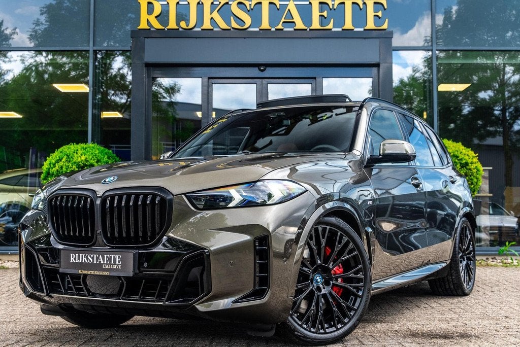 BMW X5 xDrive50e M-Sport PRO|PANO|H&K|360|SOFTCLOSE|INCL BTW, Auto's, Gebruikt, 2395 kg, 489 pk, Vierwielaandrijving