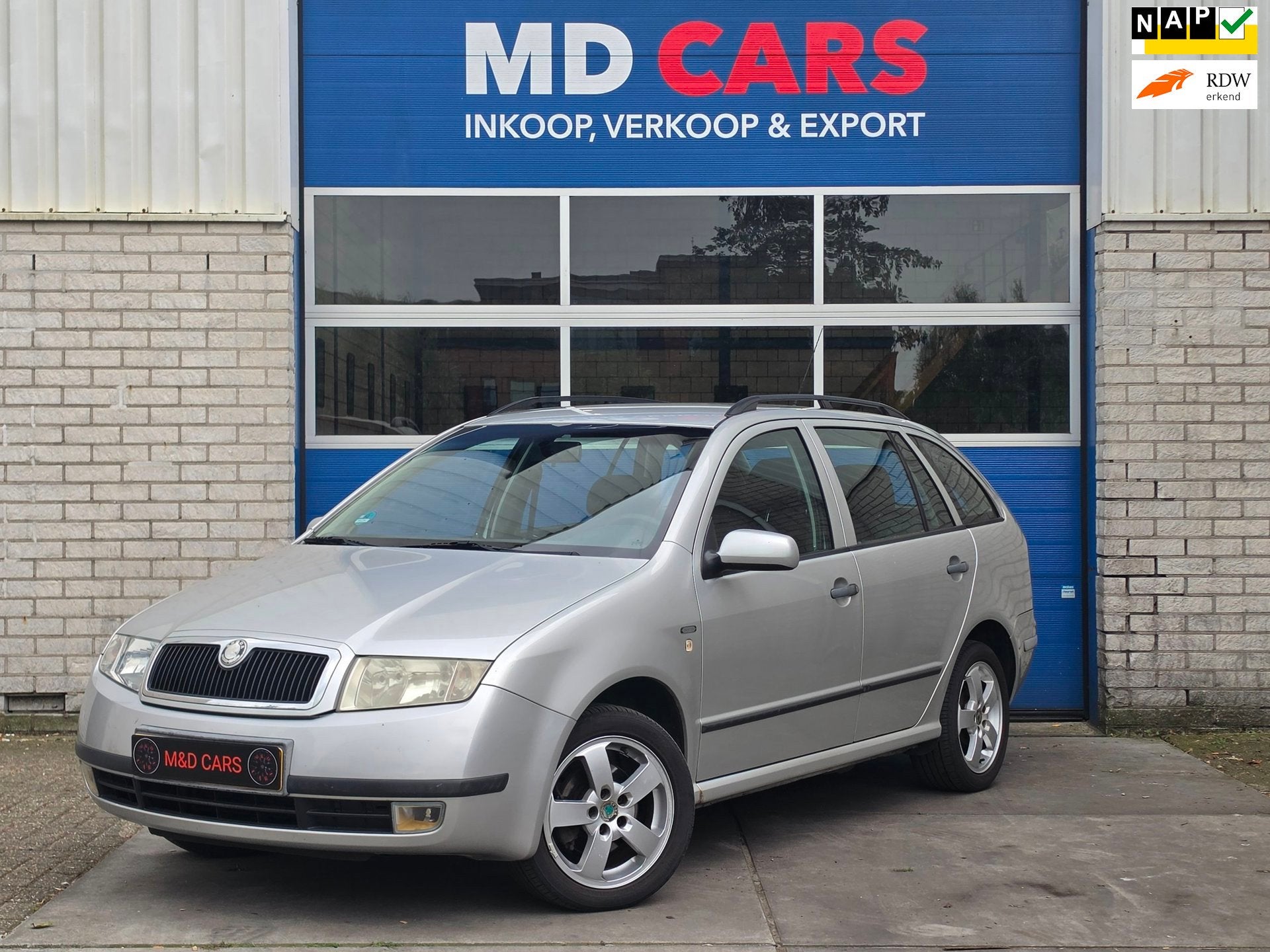 Skoda Fabia Combi 1.4-16V Comfort AIRCO/NAP/CR CONTROL/ELEK, Auto's, Voorwielaandrijving, Gebruikt, Zwart, 4 cilinders