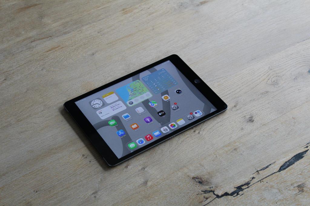 Apple iPad 2021 (9e gen.) - 64GB - Wi-Fi + 4G - Grijs, 10 inch, Apple, Apple, Apple iPad