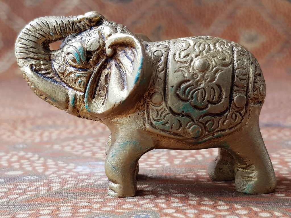 Mooi oud brons beeldje uit India van een olifant 6,8 cm., Antiek en Kunst, Handgemaakt, India, Ophalen of Verzenden, Brons