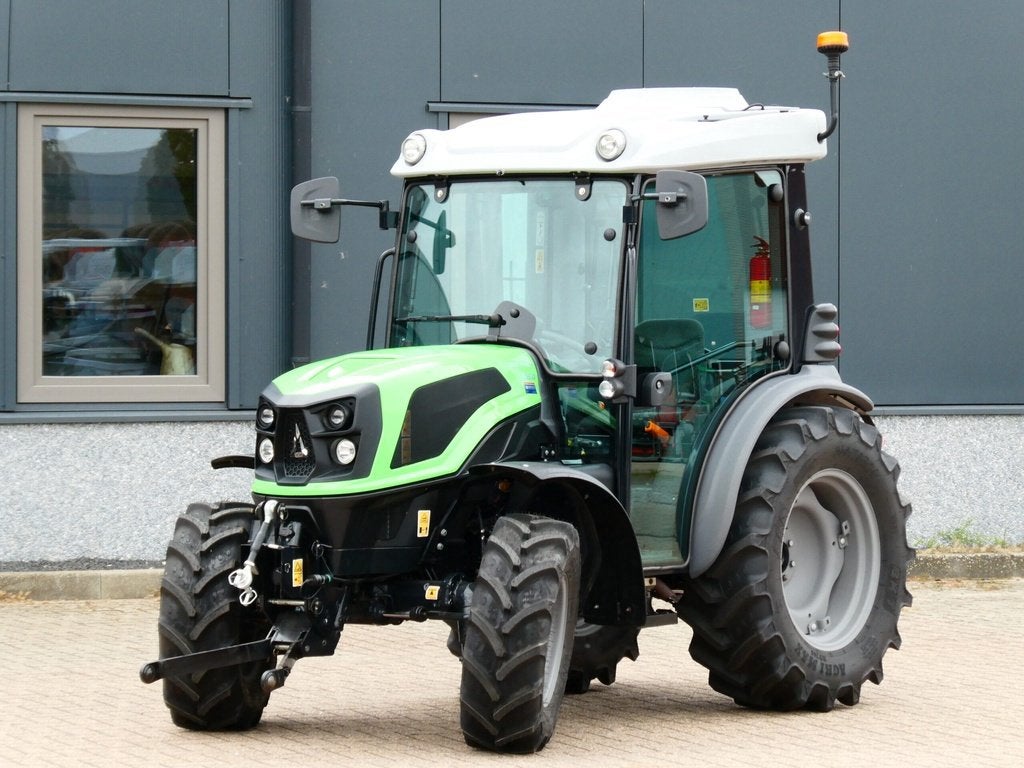 Deutz 3050 4wd / 00571 Draaiuren / Full Options, Zakelijke goederen, Overige merken, Tot 2500, Infonl@deutz.com, Malachiet 300
3316 LD  Dordrecht