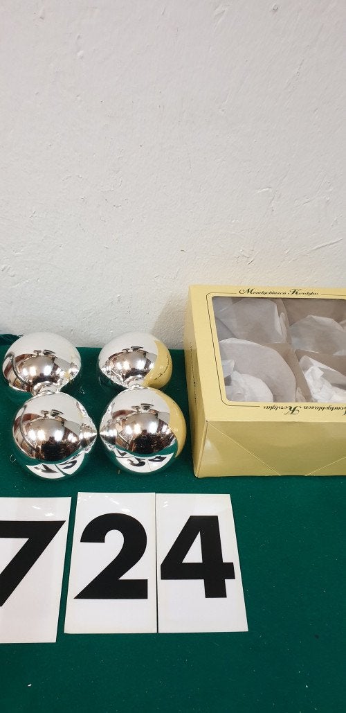 824 ] sneeuwpop paar keramiek, Diversen, Kerst, Ophalen of Verzenden, 'T Olde Gre-j, Info@toldegrej.nl, Endepoelstraat 20f Didam