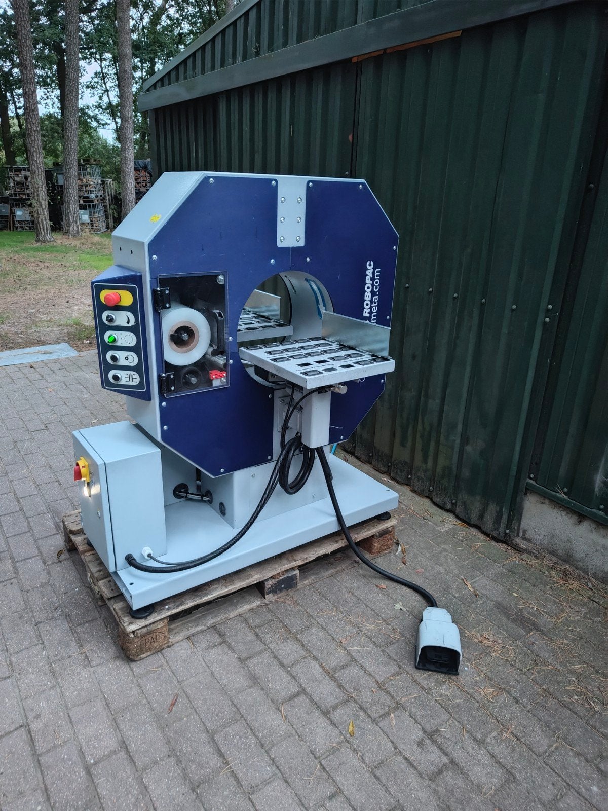 Robopac Compacta 4 horizontale wikkelaar – 2015, Doe-het-zelf en Verbouw, Ophalen, 1200 watt of meer, Lintzaag, 70 mm of meer