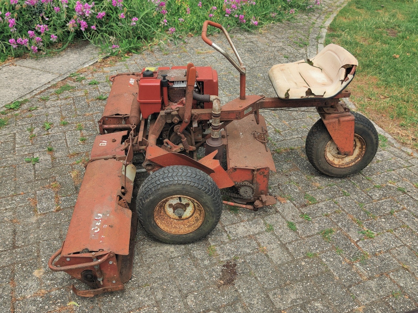 toro zitmaaier met 3 kooien bod vanaf €400, Tuin en Terras, Grasmaaiers, Ophalen, Gebruikt, 50 cm of meer