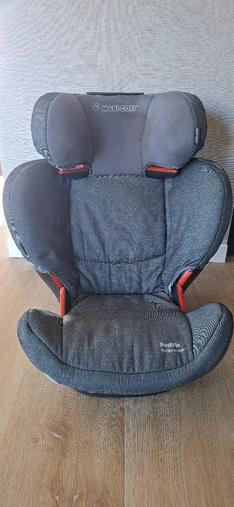 Autostoel MaxiCosi Rodifix, Ophalen, Verstelbare rugleuning, Gebruikt, 15 t/m 36 kg