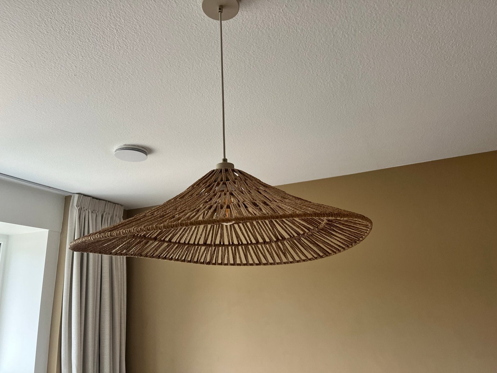 Grote rieten hanglamp, boho stijl, Ophalen, Zo goed als nieuw, Natuurlijk materiaal, E27 (groot)