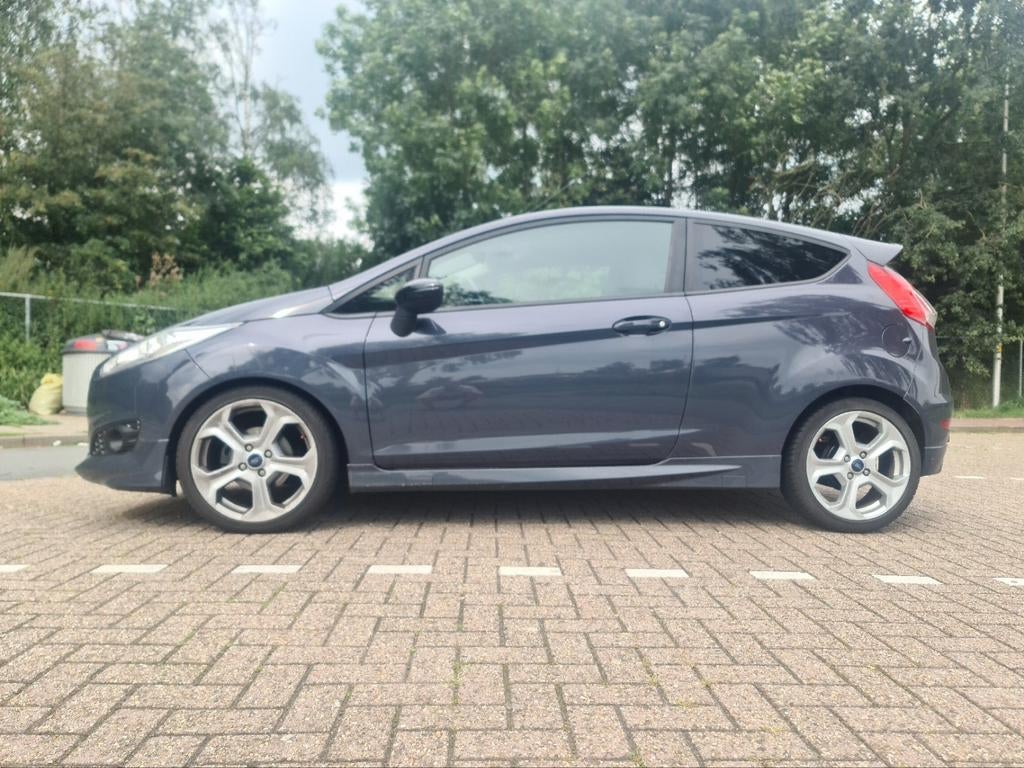 Originele Ford Fiesta MK7 ST 17 inch velgen + banden 4x108, Ophalen, Gebruikt, Ford